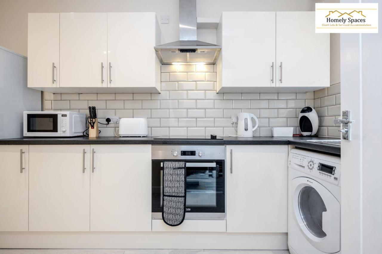 Bedford Hospital Victoria Apartments A And B By Homely Spaces Short Lets & Serviced Accommodation Экстерьер фото